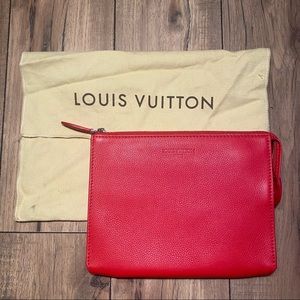 *AUTH* Louis Vuitton Red Leather Clutch